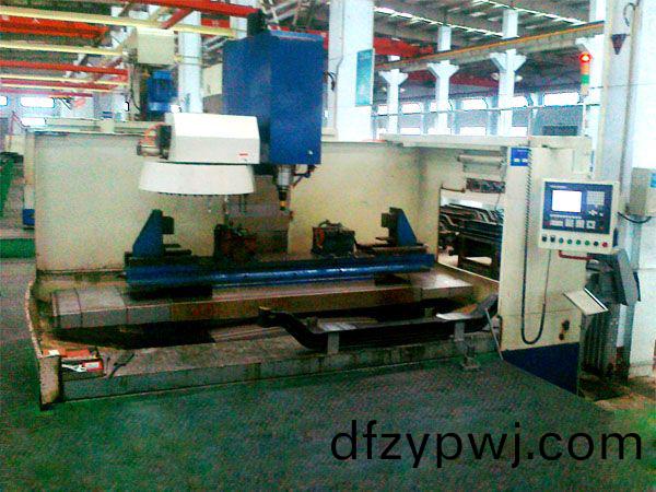 前(qian)軸(zhou)十孔(kong)加(jia)工專(zhuan)用(yong)立(li)式(shi)加(jia)工